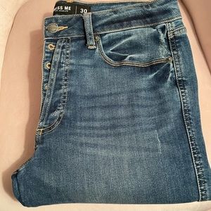 Miss Me skinny jeans